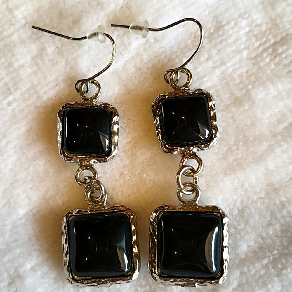 *CLOSING 5/18* Earrings.